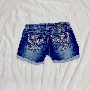 GUC Miss Me Shorts Size 28